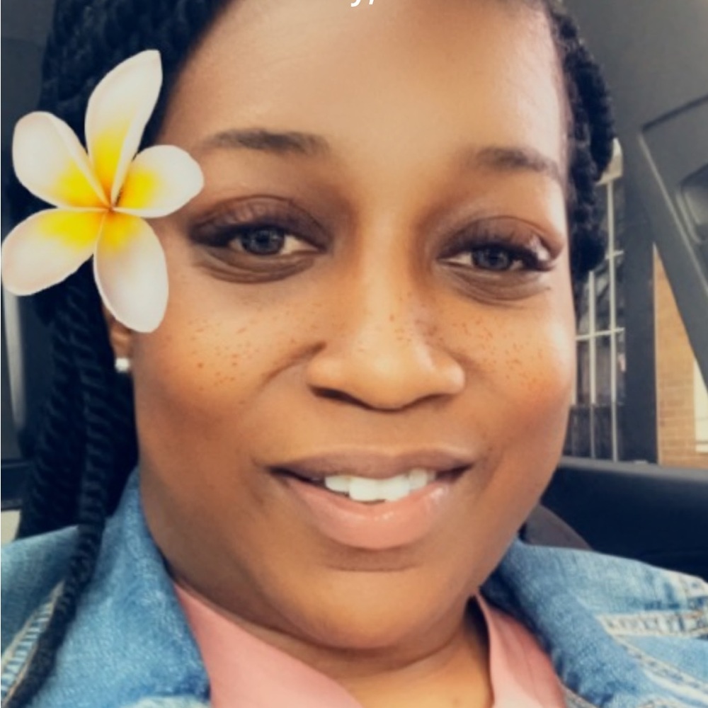 Meet your Posher, Posh